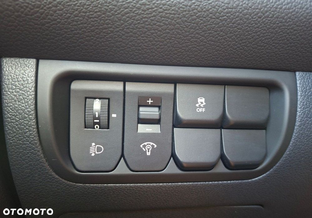 Kia Rio - 36