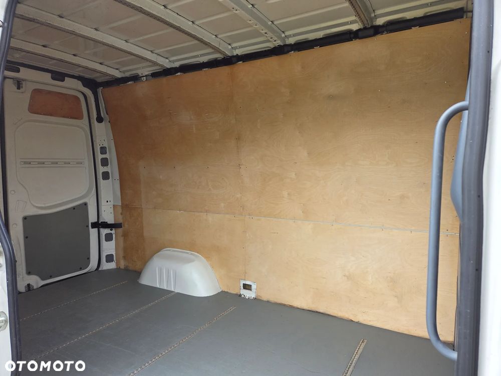 Volkswagen CRAFTER - 7