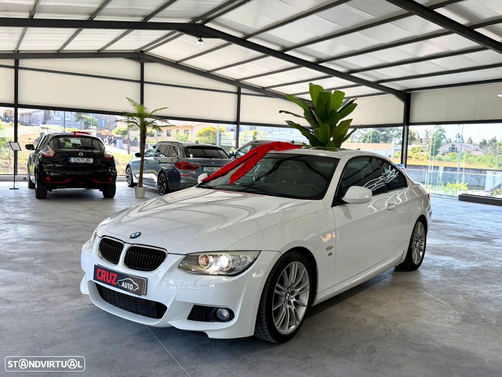 BMW 320 d Coupe Edição M — fotografia 15