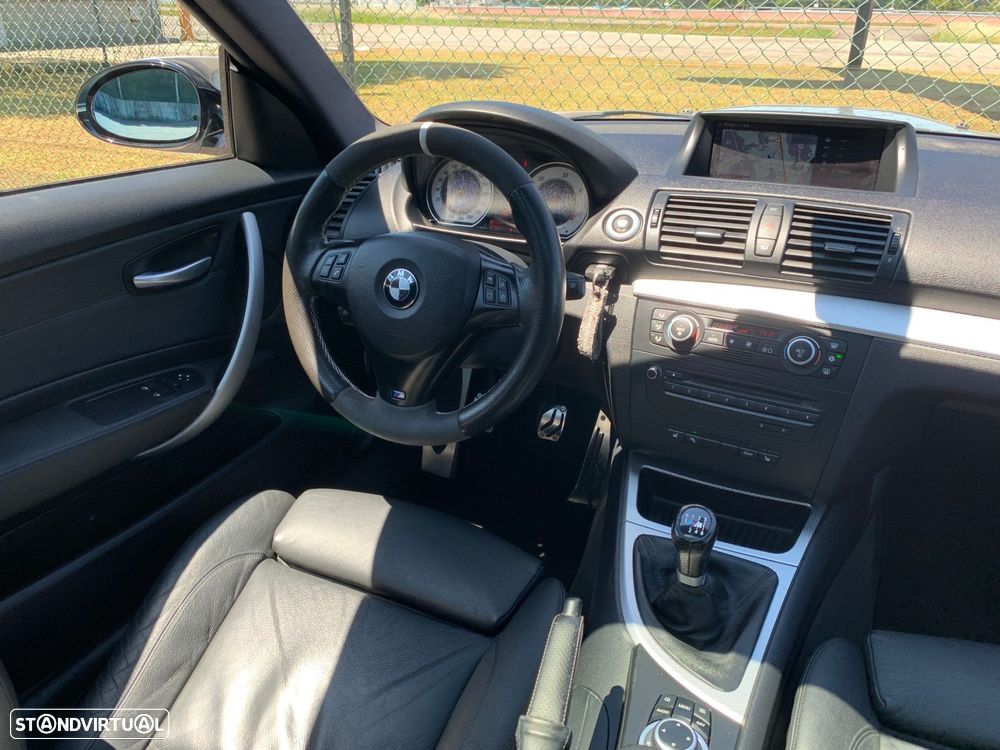 BMW 123 d Coupe - 16