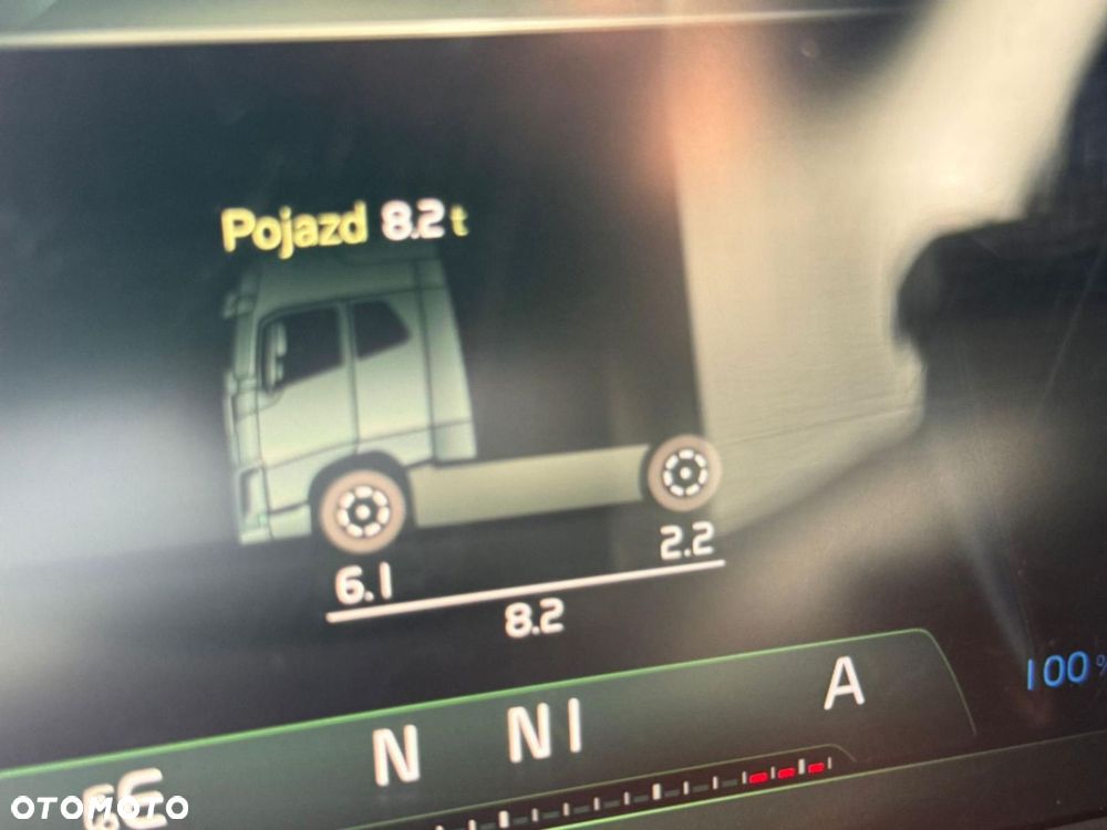 Volvo FH 4X2 460 Globetrotter XL - 14