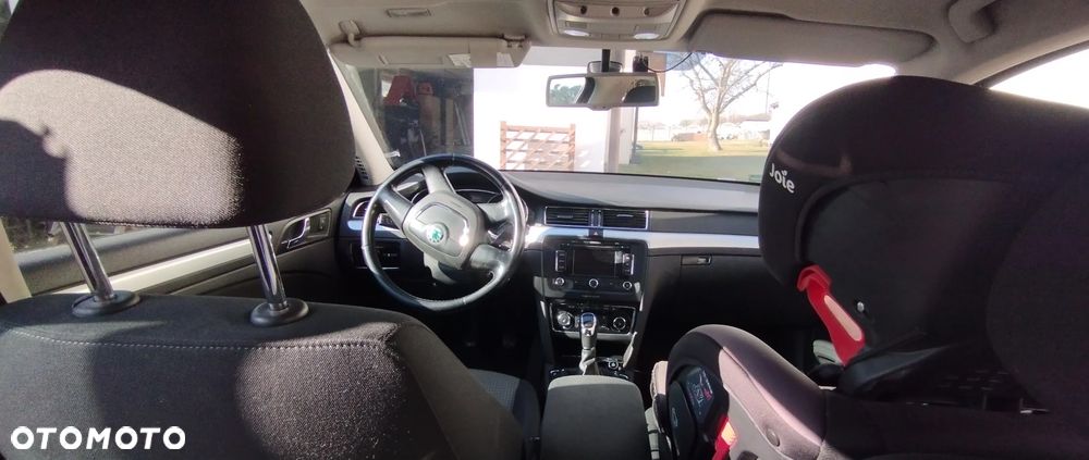 Skoda Superb 2.0 TDI 4x4 Ambition - 6