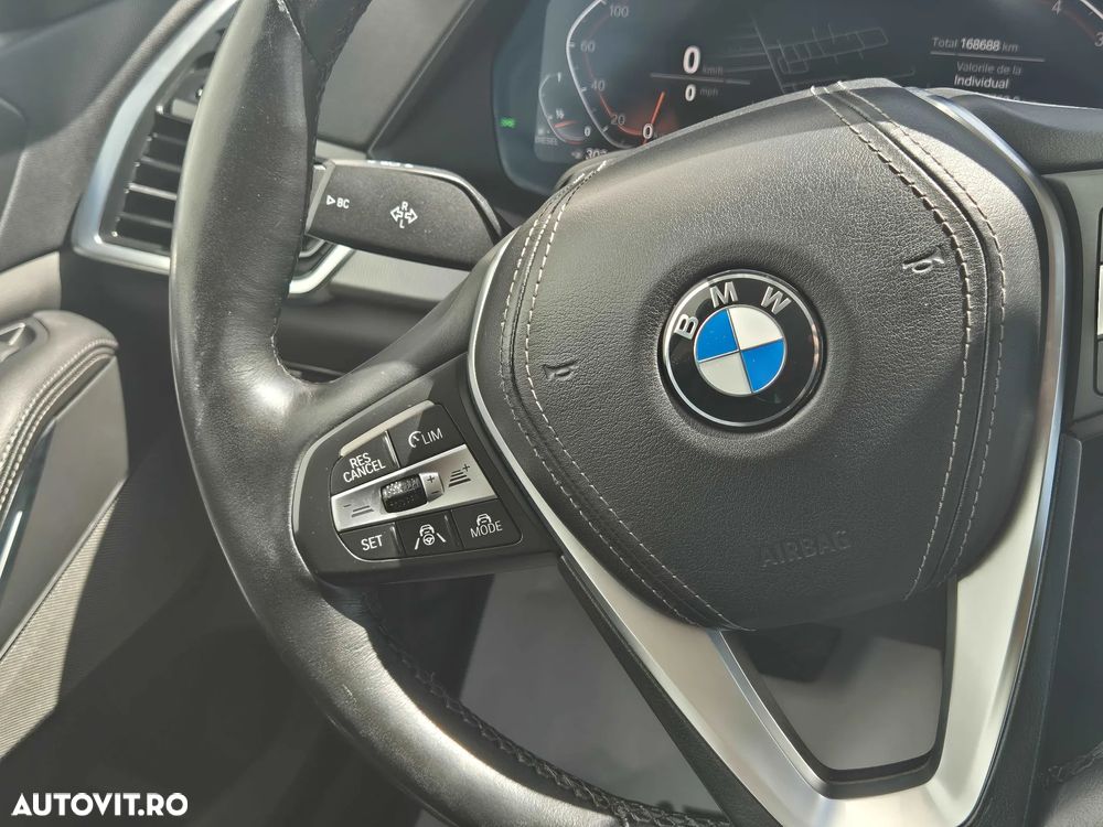 BMW X5 xDrive30d - 16
