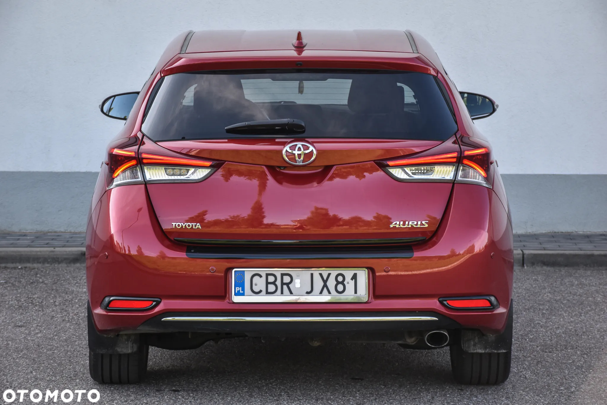 Toyota Auris 1.6 Premium + - 6