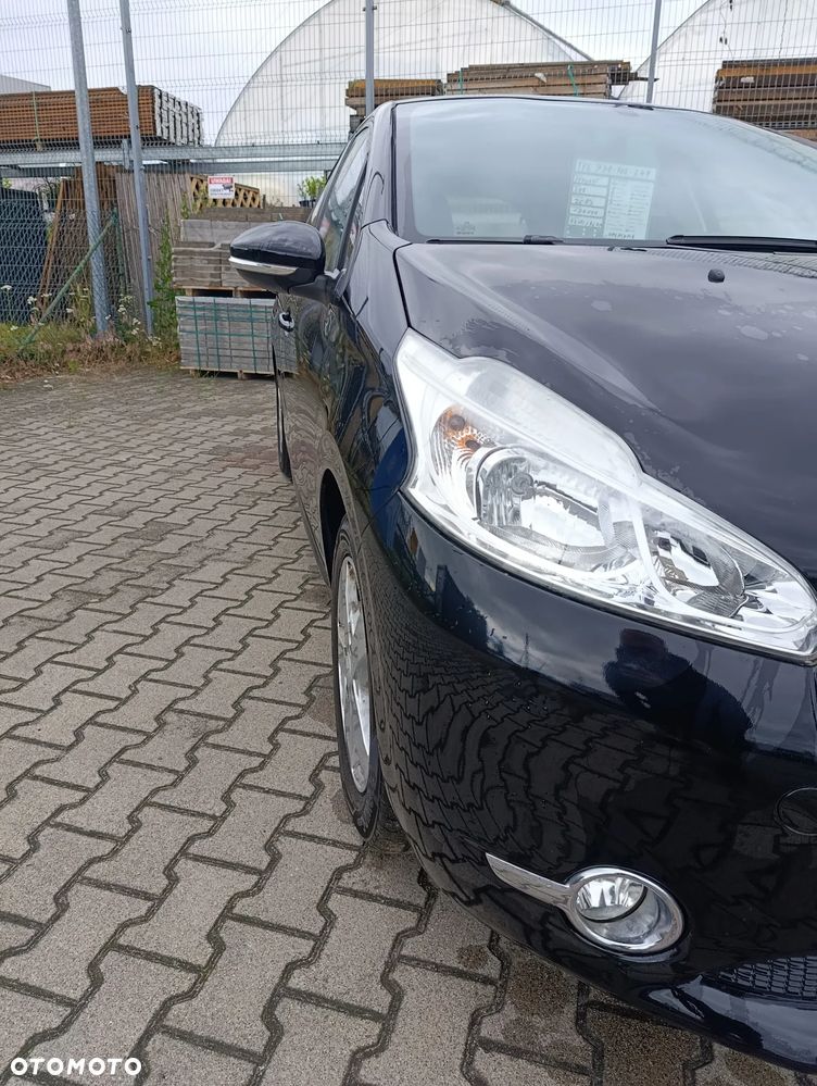 Peugeot 208 82 VTI Allure - 10