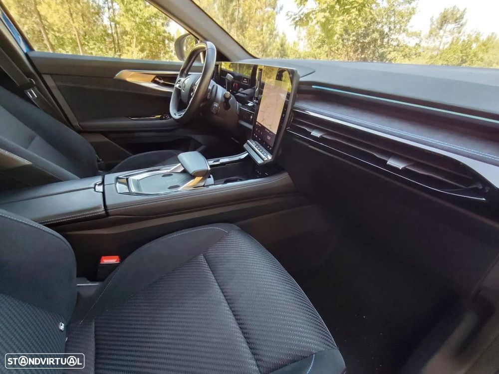 Renault Austral 1.2 Full Hybrid E-Tech Esprit Alpine - 24