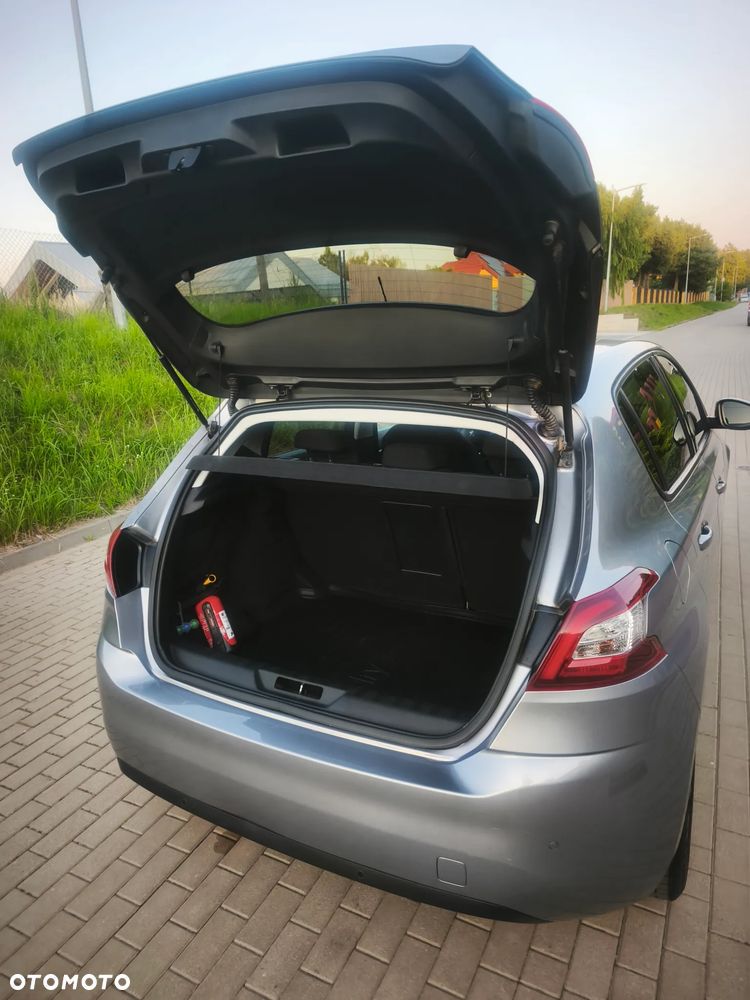 Peugeot 308 1.2 PureTech Style S&S - 21