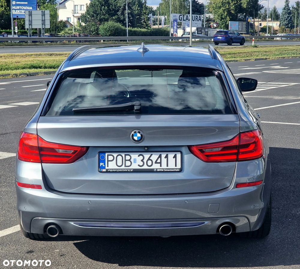 BMW Seria 5 525d Sport Line - 5