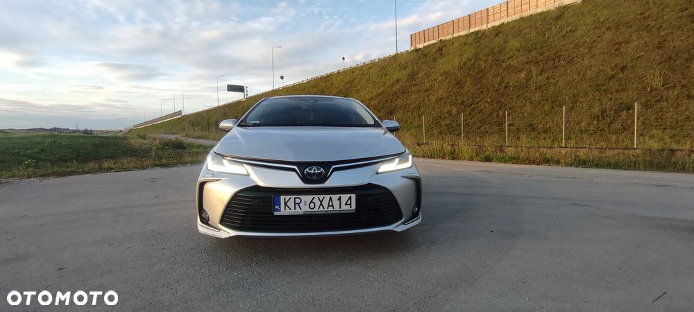 Toyota Corolla 1.8 Hybrid Comfort - 8