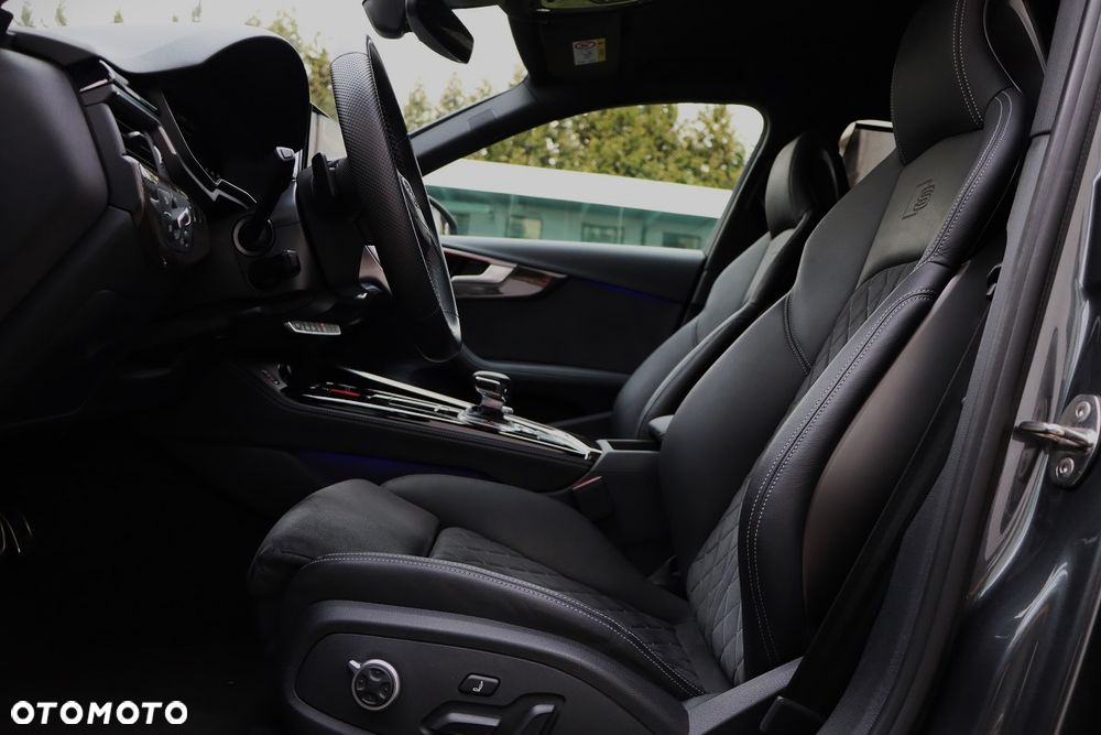 Audi S4 Avant TDI tiptronic - 23