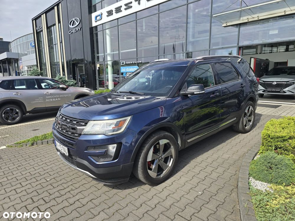 Ford Explorer - 1