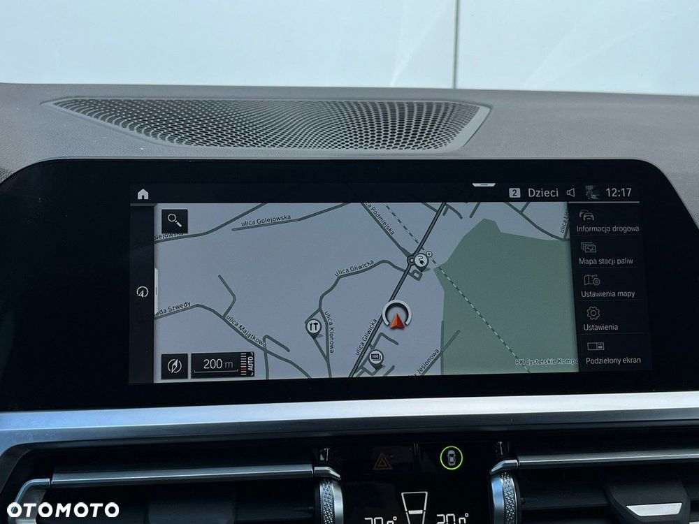 BMW Seria 3 330e xDrive M Sport - 30
