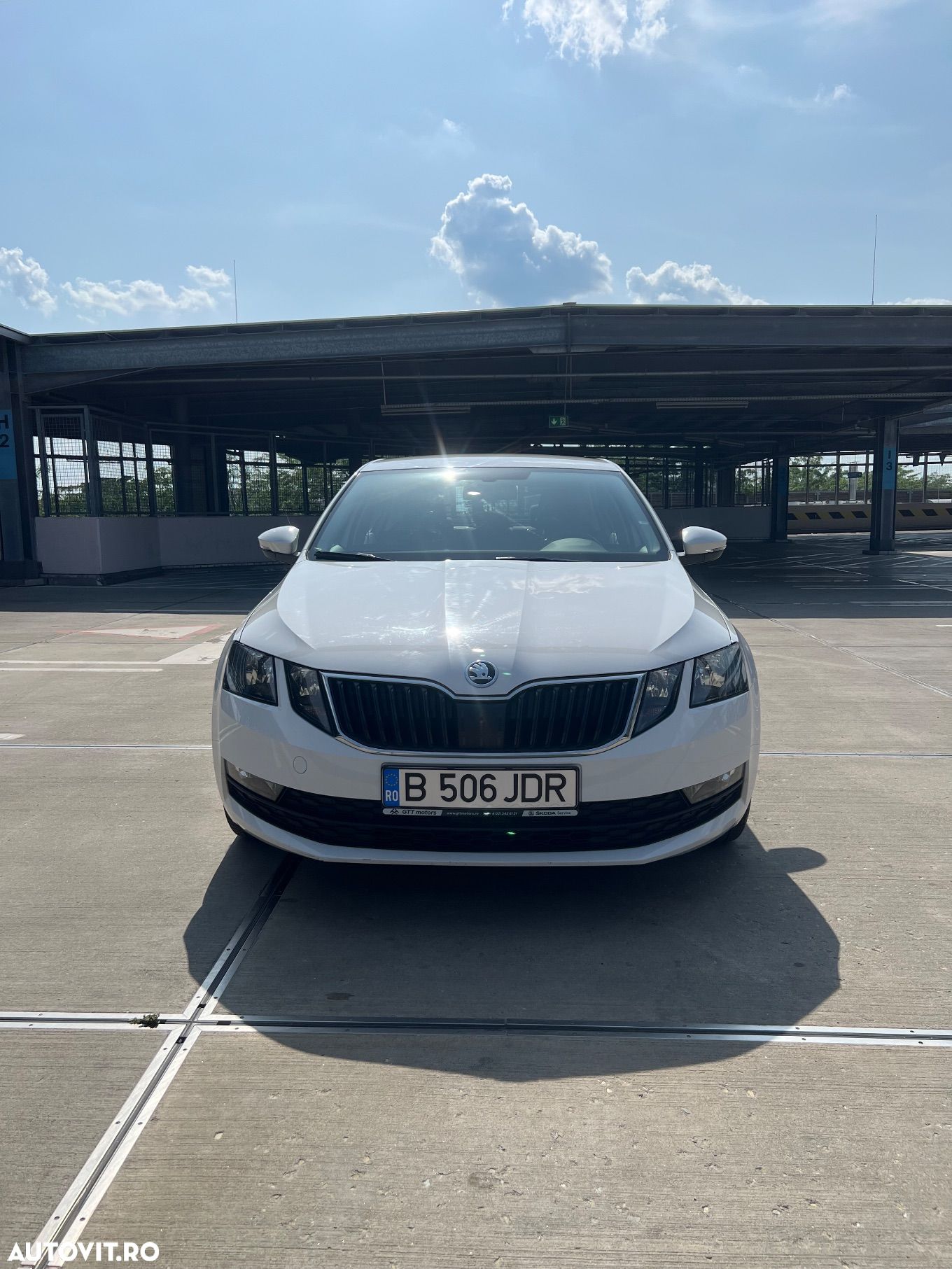 Skoda Octavia 1.6 TDI Ambition - 1