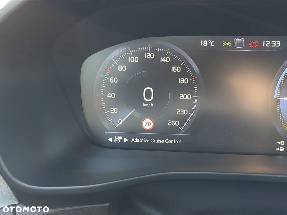 Volvo XC 40 - 28