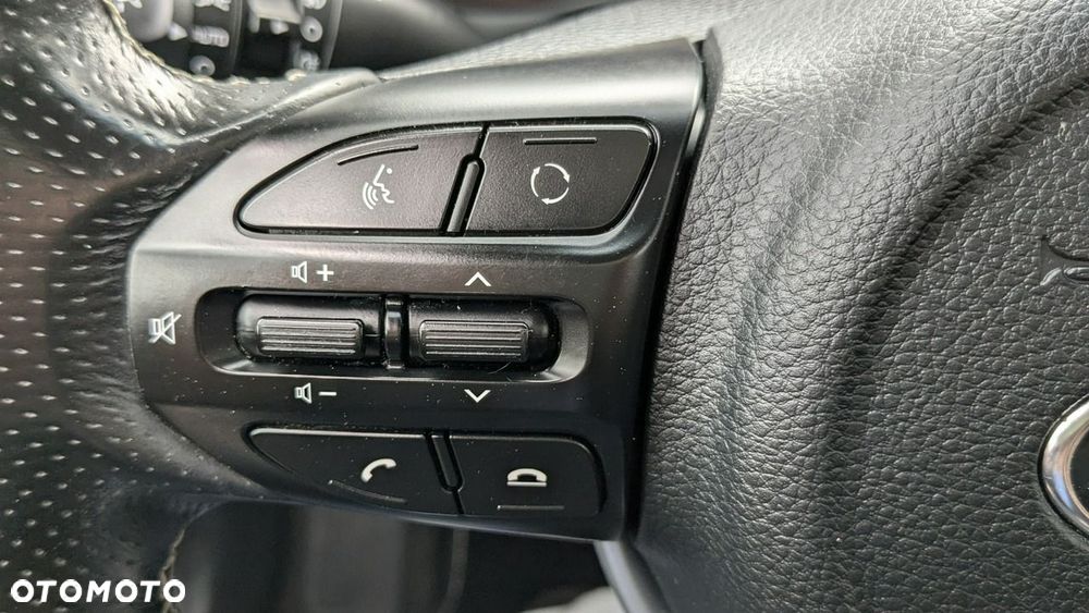 Kia Stonic - 28