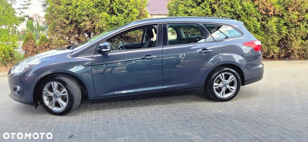 Ford Focus 1.0 EcoBoost STart-Stopp-System TITANIUM - 6