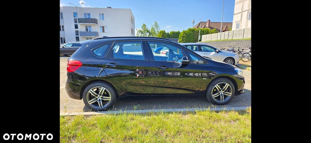 BMW Seria 2 218i - 15