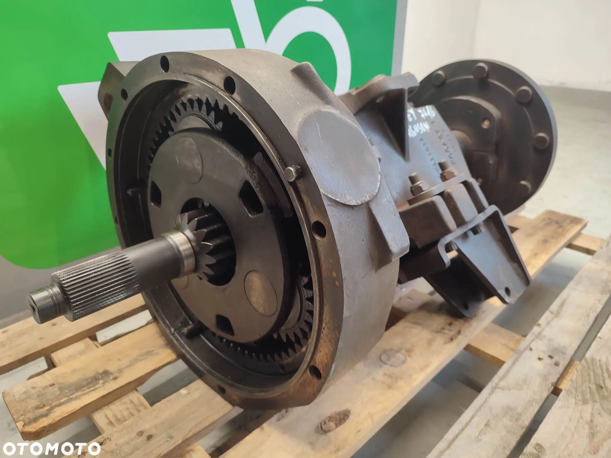 Zwolnica Tylna Massey Ferguson 7616 (M231012) - 8