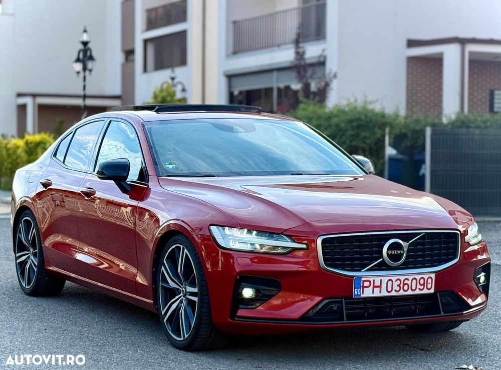 Volvo S60 T5 R-Design - 3