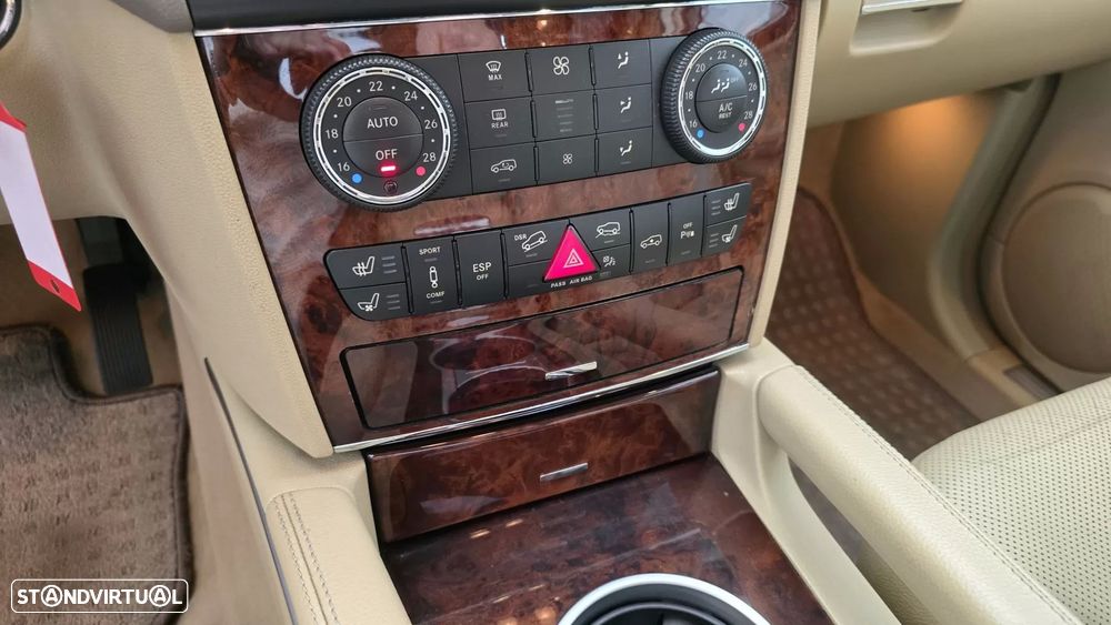 Mercedes-Benz ML 320 CDi - 36