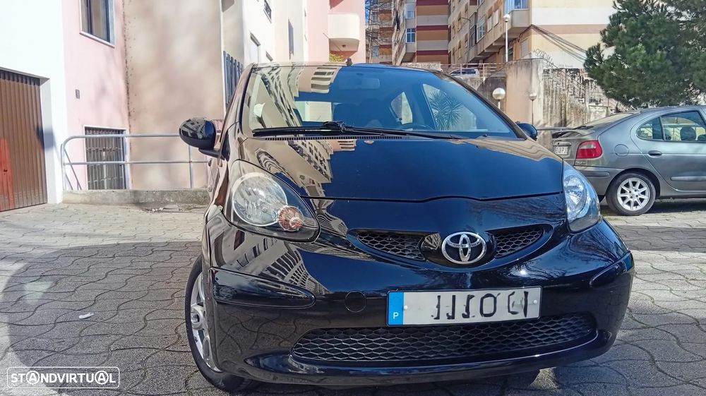 Toyota Aygo 1.0 + AC+VSC - 2