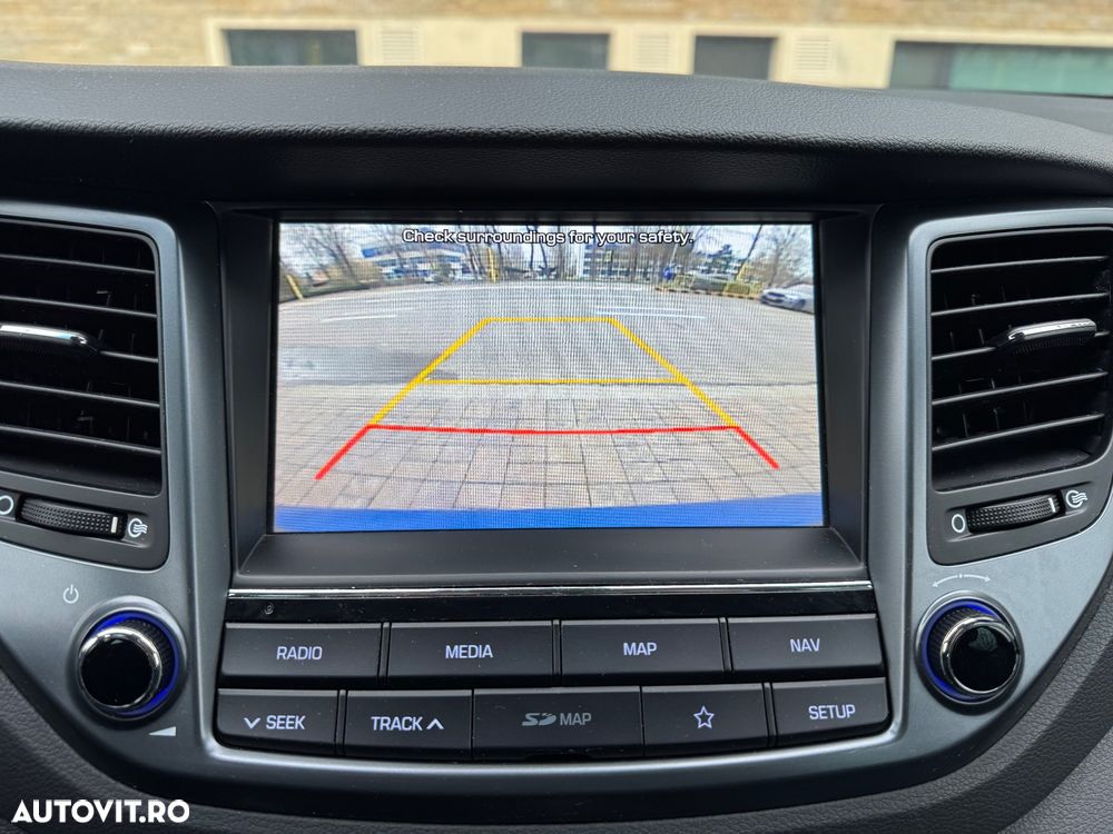 Hyundai Tucson blue 1.7 CRDi 2WD DCT Premium - 28