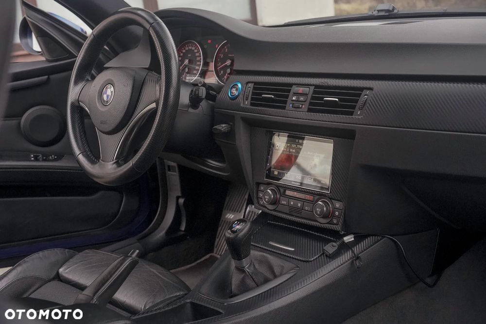 BMW Seria 3 325i - 7