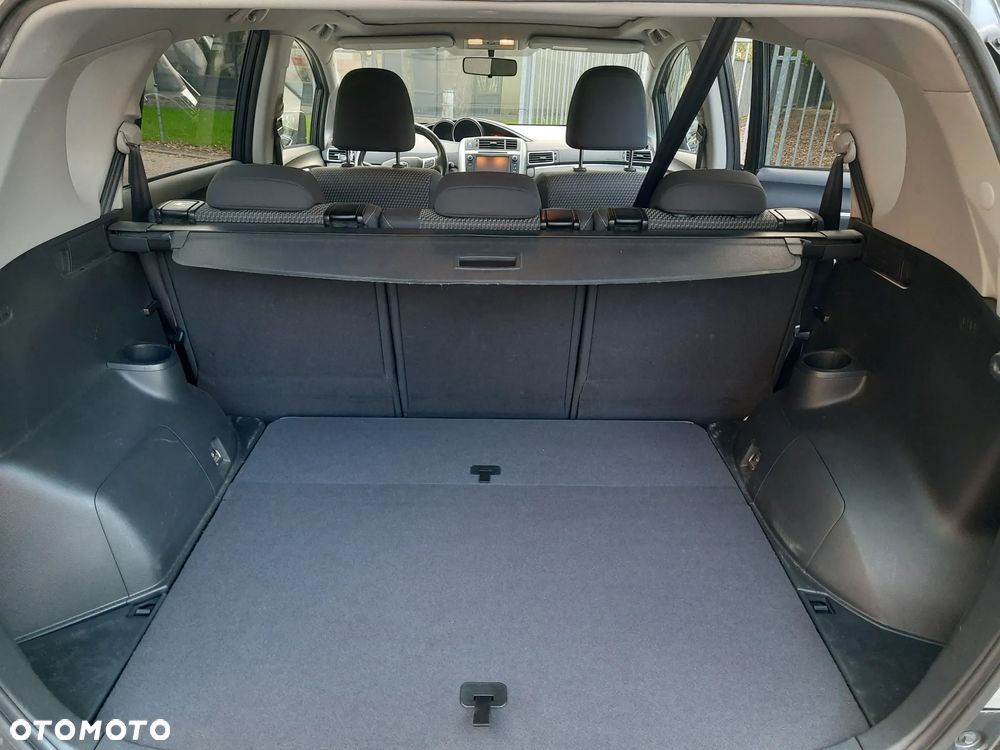 Toyota Verso 1.6 D-4D 5-Sitzer Start/Stop Skyview Edition - 16