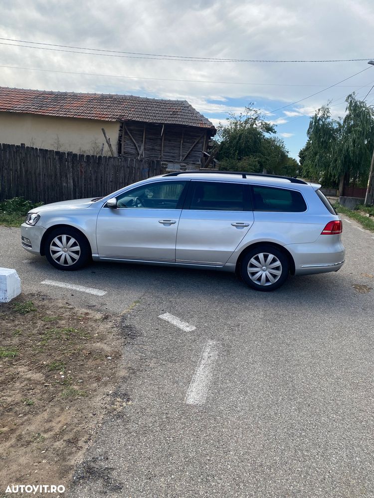 VOLKSWAGEN Passat 2011 — imagine 8