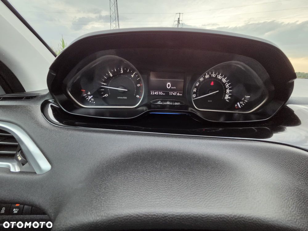 Peugeot 208 e-HDi FAP 92 Stop&Start Allure - 21