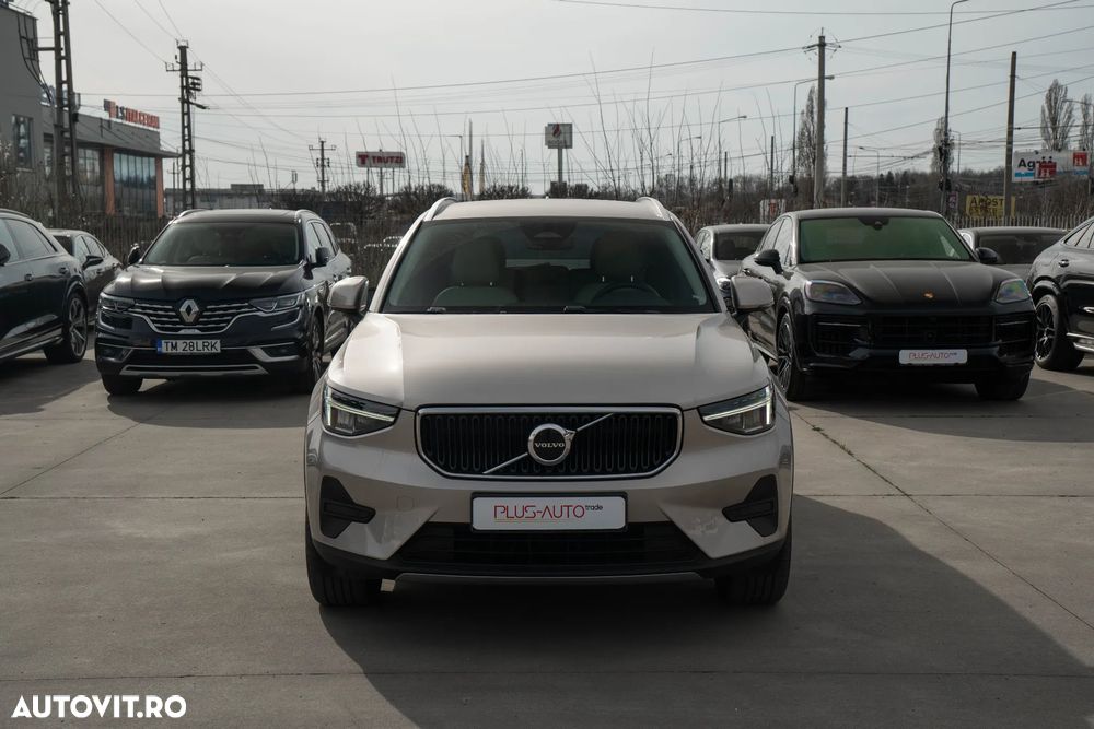 Volvo XC 40 B3 AT FWD MHEV Core - 2
