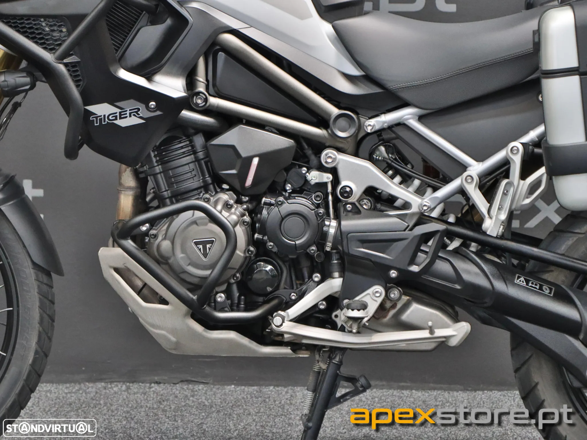 Triumph Tiger Rally Pro Full Extras - 9