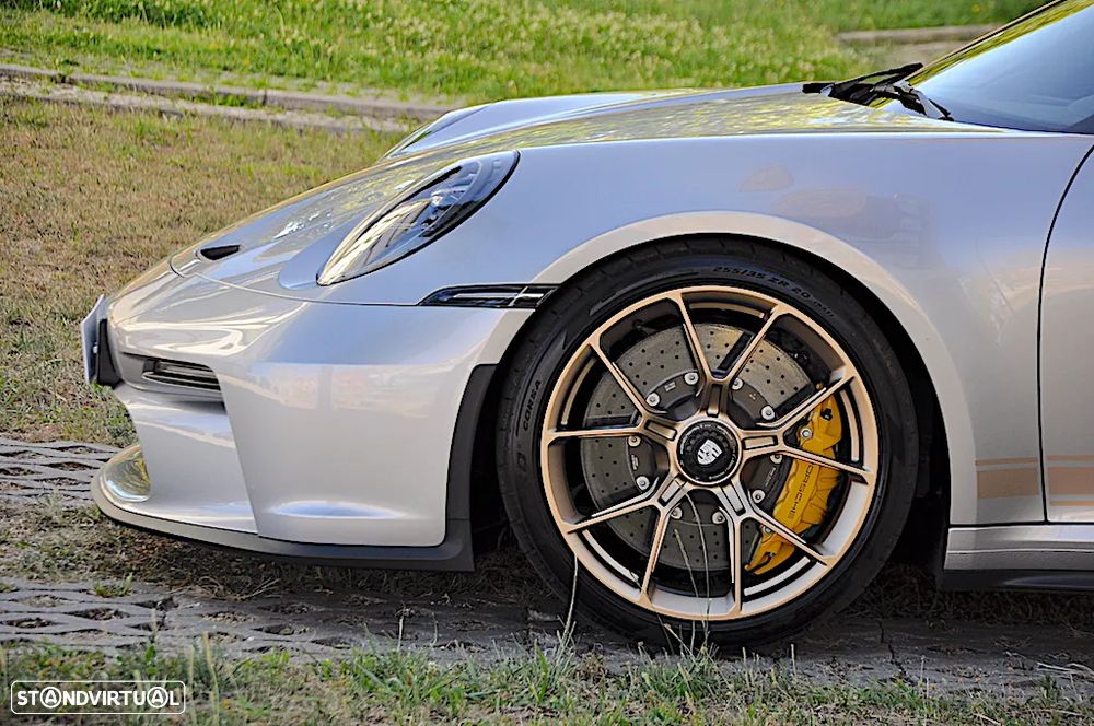 Porsche 911 (992) GT3 Touring Package - 4