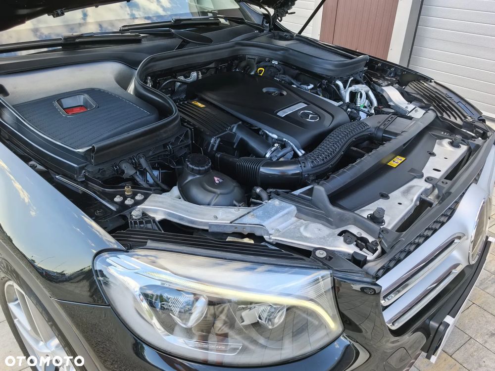 Mercedes-Benz GLC - 24