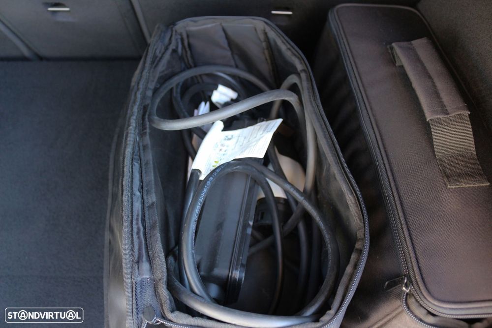 Mercedes-Benz A 250 e Style Plus - 39