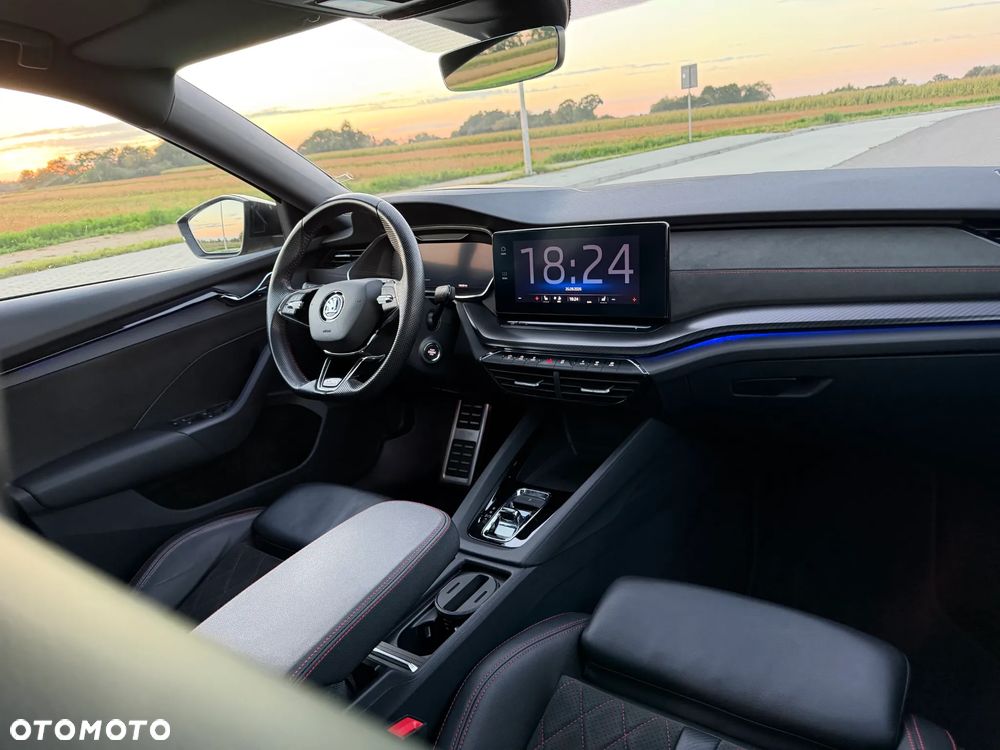 Skoda Octavia 2.0 TDI RS DSG - 12