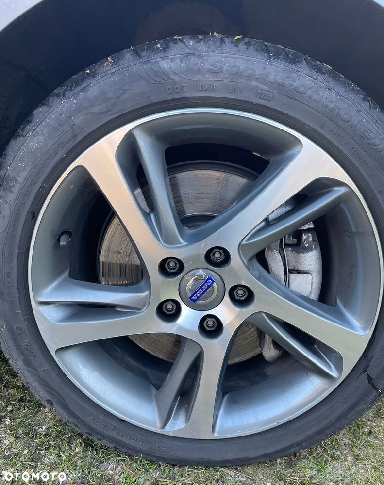 Volvo V40 D3 Kinetic - 29