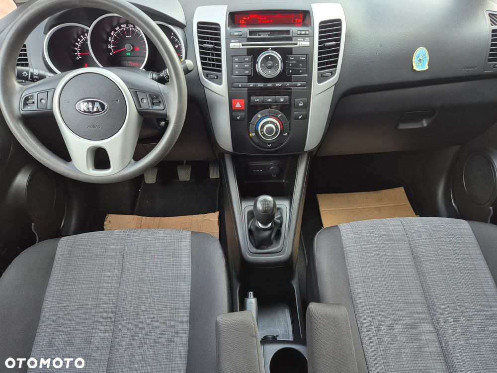 Kia Venga 1.6 Business Line - 29