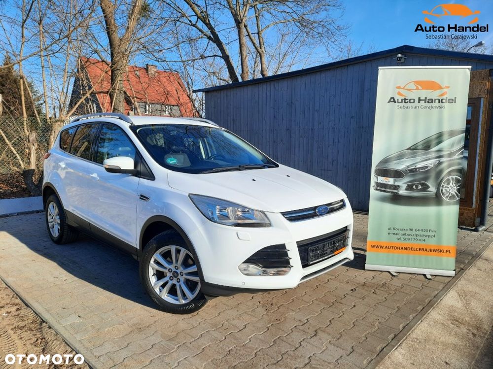Ford Kuga 1.5 EcoBoost 2x4 Titanium - 3