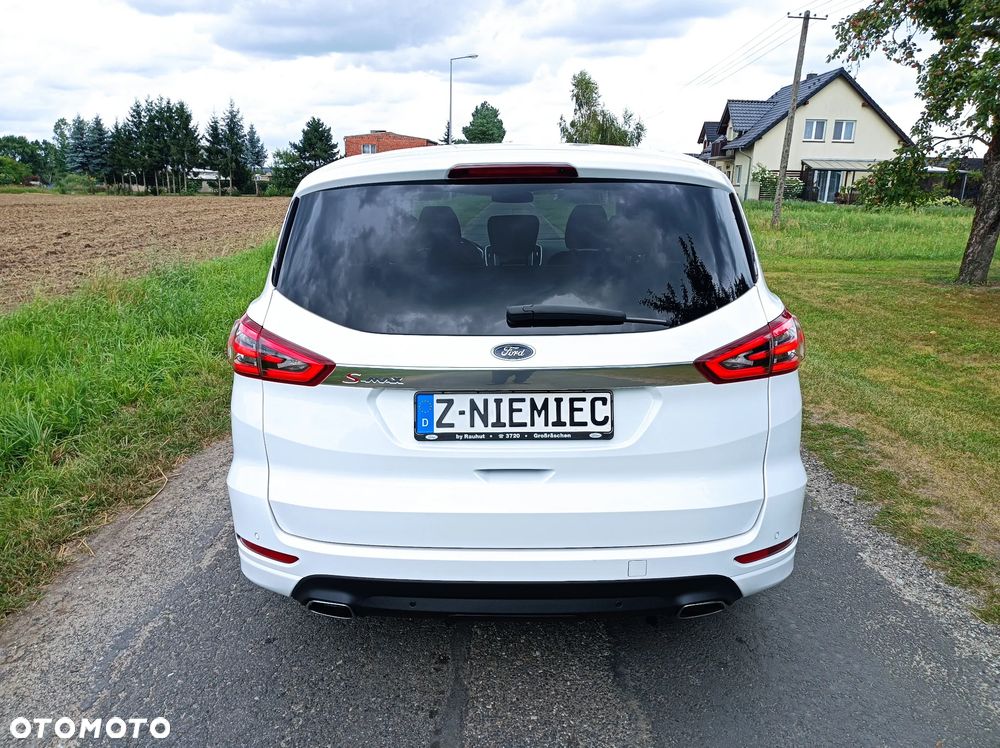 Ford S-Max 2.0 TDCi Titanium PowerShift - 39