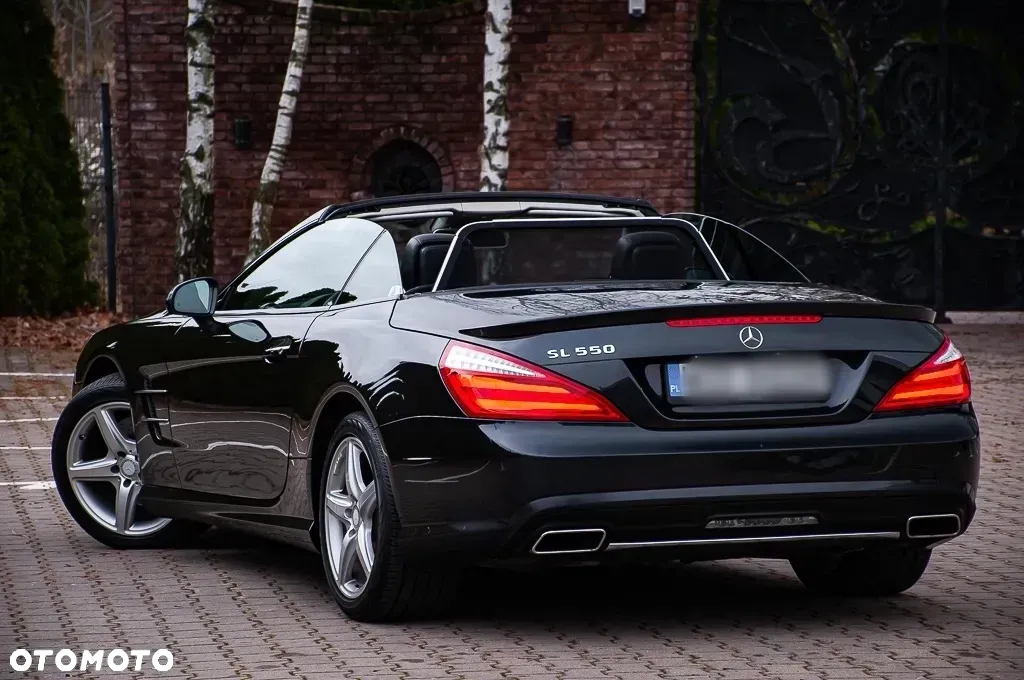 Mercedes-Benz SL - 11