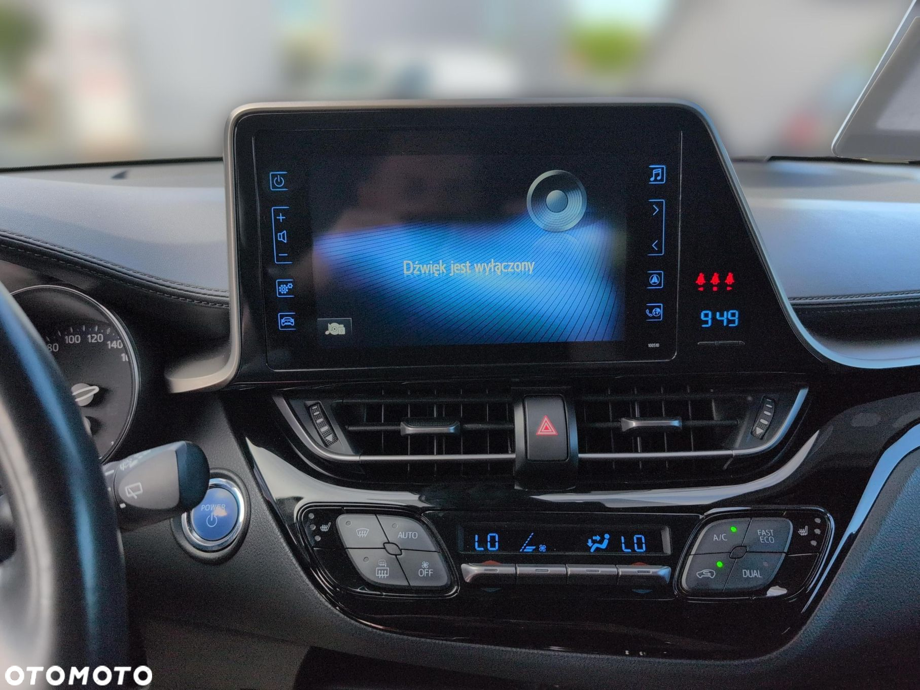 Toyota C-HR - 18