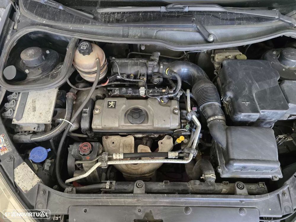 Peugeot 206 1.1 Color Line - 18
