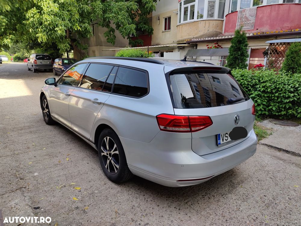 Volkswagen Passat 2.0 TDI Trendline - 6