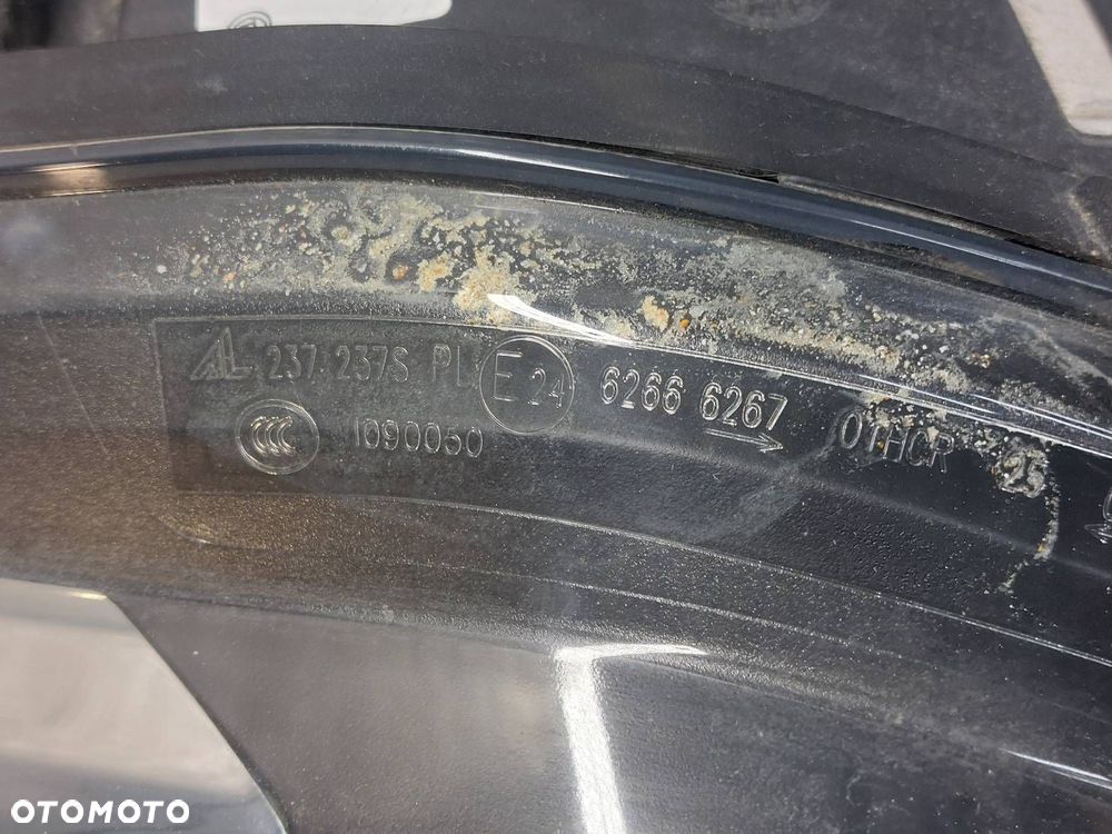 LAMPA PRAWA PRZÓD FIAT DUCATO III LIFT EU LED 1374293080 130732952800 - 3