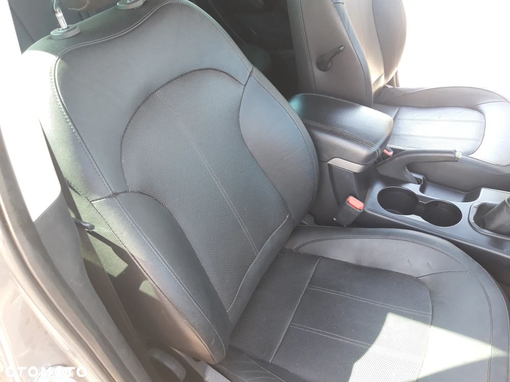 Hyundai ix35 2.0 CRDi 4WD Comfort - 19