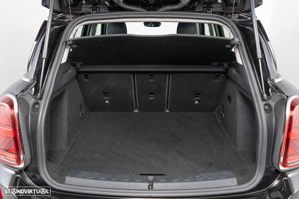 MINI Countryman Cooper SE ALL4 Auto - 13