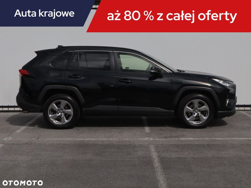 Toyota RAV4 - 8