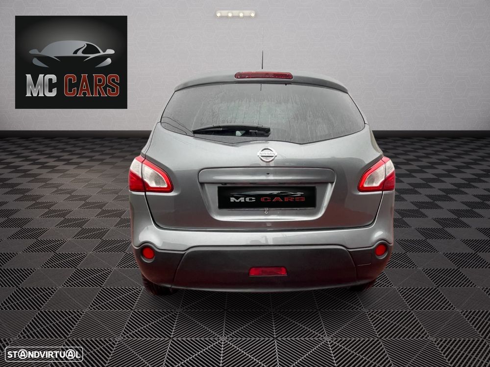 Nissan Qashqai +2 1.5 dCi Tekna Premium 18 360 - 6