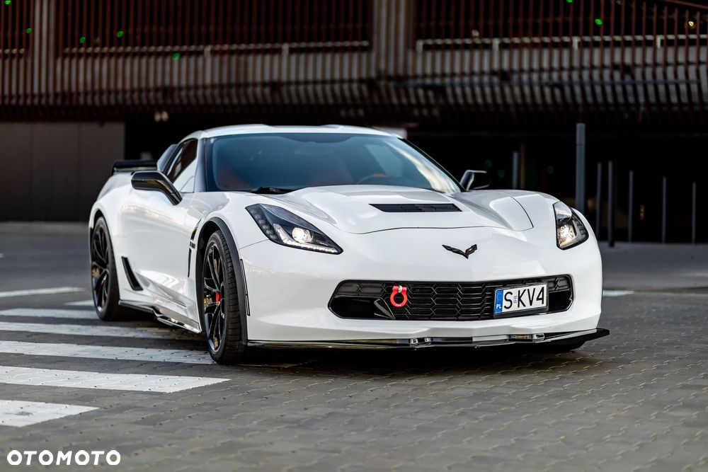 Chevrolet Corvette - 2